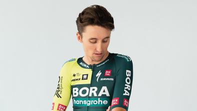 Primož Roglič v spremenjenem dresu