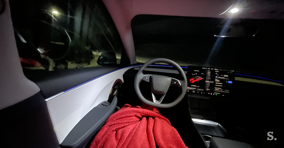 15fef6ac925ac28d804a-tesla-model-3-noc.p