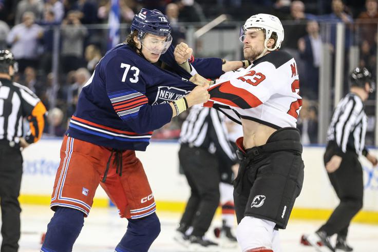 New York Rangers so dobili tekmo, ki se je začela z množičnim pretepom.
 | Foto: Guliverimage