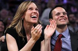 Hilary Swank spet samska