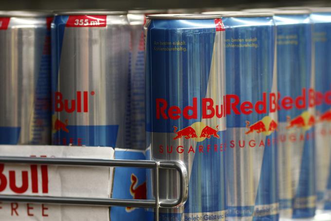 Umetna sladila vsebujejo tudi druge brezalkoholne gazirane pijače, ne le Coca-Cola Zero in Light ter naša Cockta Easy - Red Bull (na fotografiji različica brez sladkorja Sugarfree), Monster, 7UP, ... | Foto: Reuters