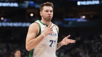 Nora predstava Dallasa in Dončića, ki se je izenačil z legendo lige NBA