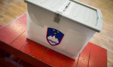 Začelo se je predčasno glasovanje na referendumu o zakonski zvezi	