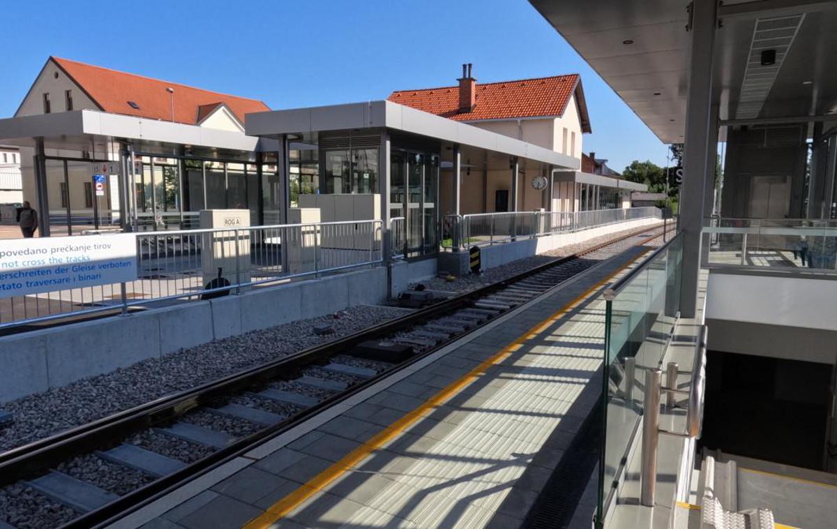 železniška postaja Domžale | Eden izmed realiziranih projektov iz mehanizma za okrevanje EU po koronski krizi je bila tudi izvedba nadgradnje železniške postaje v Domžalah. | Foto Občina Domžale