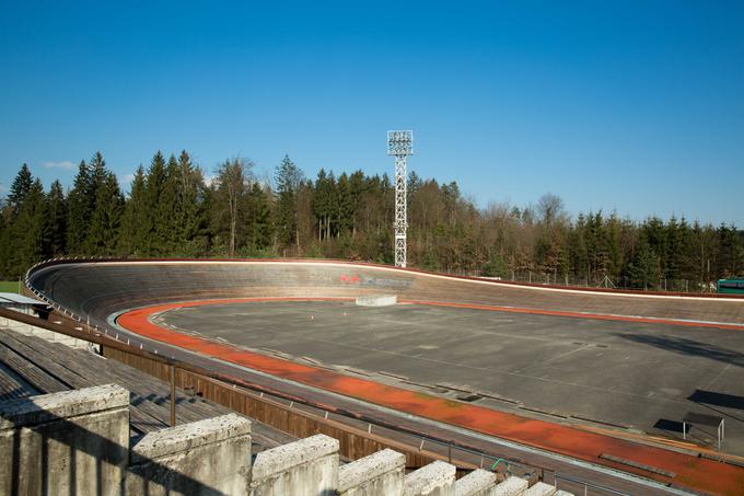 Prihodnje leto naj bi bil torej velodrom pokrit, zrak v pokritem balonu pa bi pozimi ogrevali na največ deset stopinj Celzija. | Foto: 