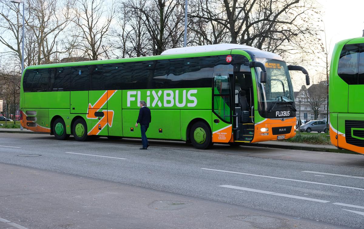 Flixbus | V avtobusu je bilo 53 potnikov in dva voznika.  | Foto Shutterstock