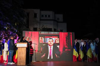 V Romuniji v prvem krogu slavil MAGA-kandidat
