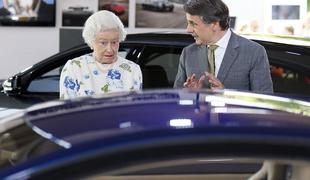 Je kraljica Elizabeta II. za jaguarja ali terenca?