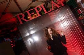 REPLAY The Night