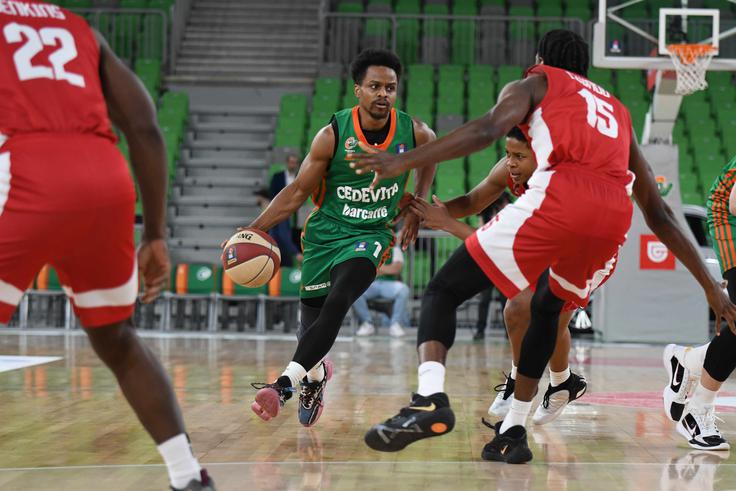 Yogi Ferrell je dal 20 točk. | Foto: Tine Ružič/Cedevita Olimpija