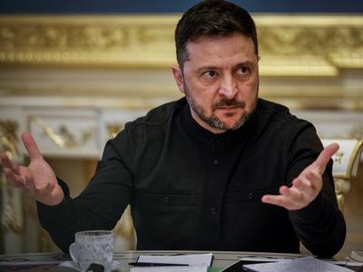 Temna plat Zelenskega: Ukrajina pod pritiskom?