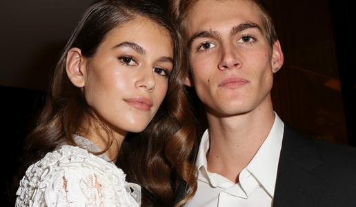 Tragična smrt sina Cindy Crawford: znane so nove informacije, družina je v šoku
