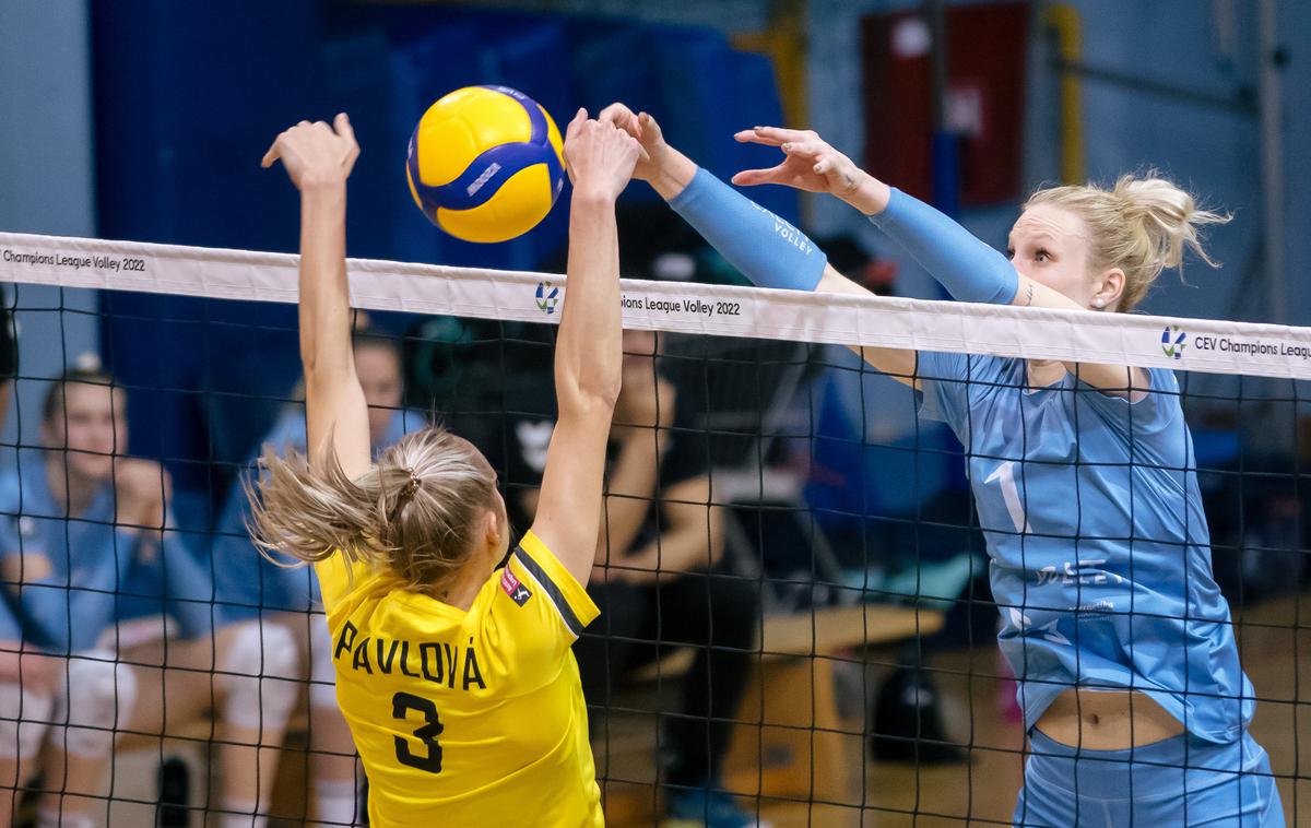 Calcit Volley, Eva Pavlović Mori | Kamničanke so se vendarle uvrstile v finale. | Foto Klemen Brumec
