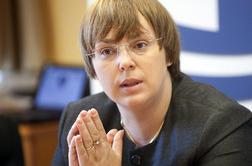 "Sredine v parlamentu ni, razen sredinca, ki si ga vsi po vrsti kažejo"