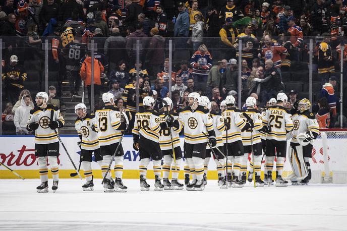 Boston Bruins | Hokejisti Boston Bruins so v gosteh s 3:2 premagali Edmonton Oilers in si zagotovili sedmo zaporedno zmago. | Foto Guliverimage