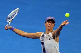 Po Igi Swiatek že v četrtfinalu izpadla še Jelena Ribakina