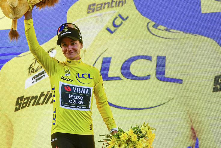 Legendarna Nizozemka Marianne Vos se je borila, lobirala in dočakala trenutek, ko je lahko oblekla ikonično rumeno majico. | Foto: Guliverimage