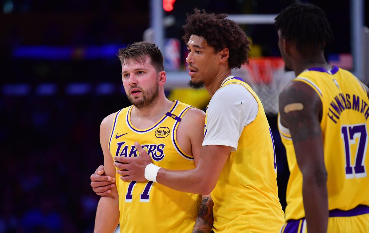 Luka Dončić Hayes | Jaxson Hayes bo izpustil še tretjo tekmo zapored. Lakersi brez njegove pomoči nizajo poraze. | Foto Reuters