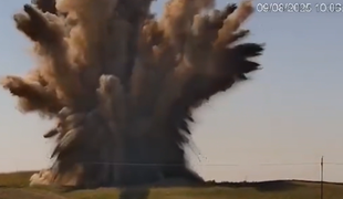 Trenutek, ko so deaktivirali 500-kilogramsko bombo #video