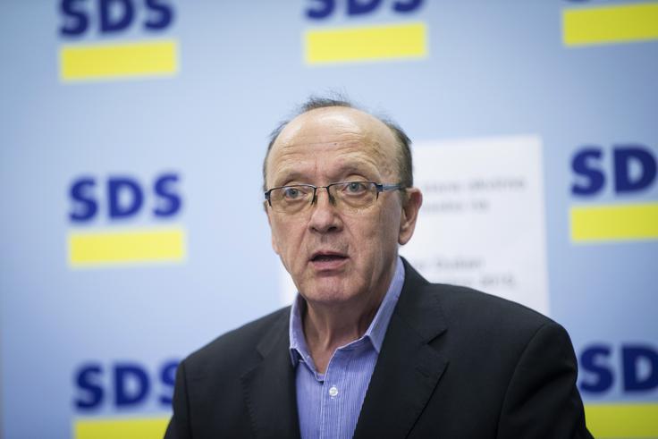 Vinko Gorenak tudi v pokoju ne bo počival. | Foto: Ana Kovač