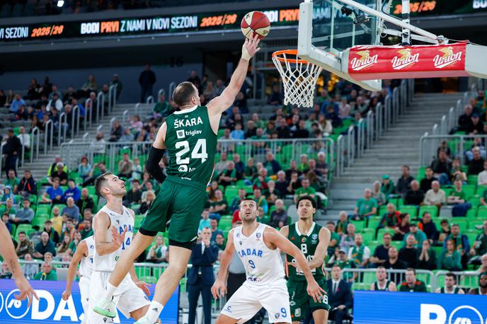 Cedevita Olimpija : Zadar | Cedevita Olimpija se bo pomerila z Bosno. | Foto Luka Kotnik