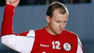 Škof: Nekaj nam manjka