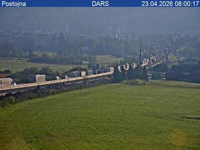 Nesreča na primorki, zamude je več kot pol ure