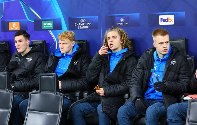 Benjamin Šeško (levo) je prvič v tej sezoni tekmo lige prvakov začel na klopi za rezervne igralce. | Foto: Guliverimage