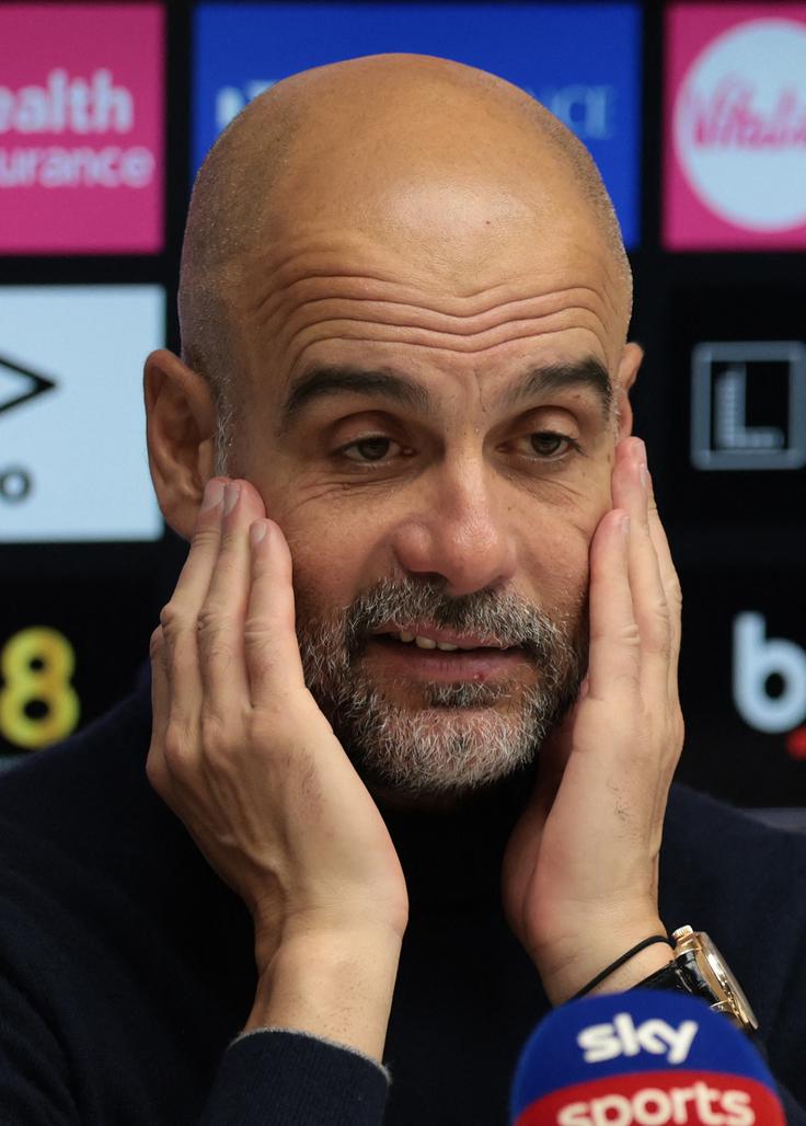 Josep Guardiola bi lahko po koncu sezone zapustil Man City. | Foto: Reuters