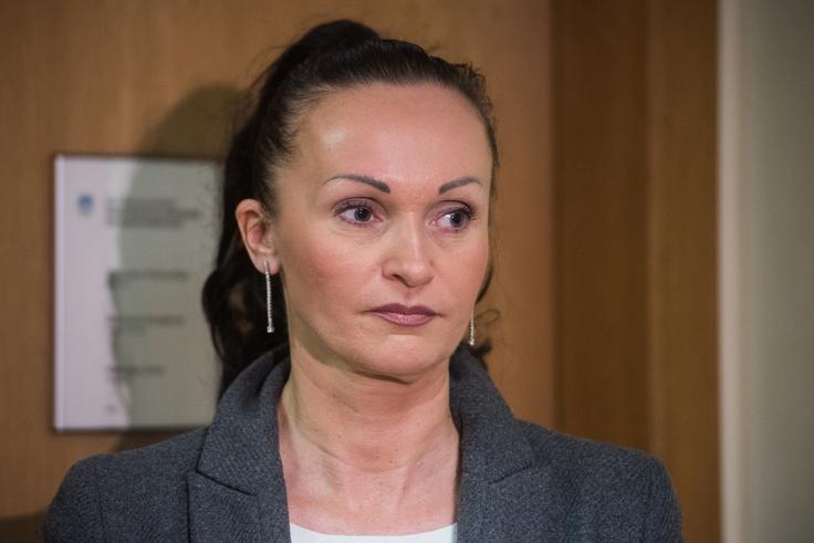 SDH v dopisu, pod katerim je podpisana predsednica uprave Lidija Glavina, od Luke Koper zahteva "celostno pojasnilo" o oceni škode zaradi prekinitve del julija lani. | Foto: STA ,