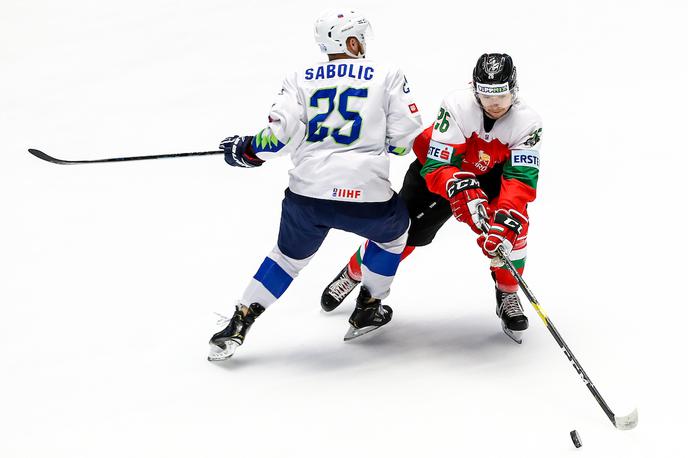 slovenska hokejska reprezentanca Madžarska | Slovenska hokejska reprezentanca je na prvi pripravljalni tekmi s 3:0 premagala Madžare. Robert Sabolič je zadel za vodstvo z 1:0. | Foto Matic Klanšek Velej/Sportida