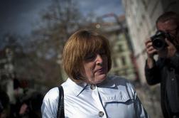 Tovšakova priznala krivdo; tožilec naj bi predlagal dveletno zaporno kazen (VIDEO)