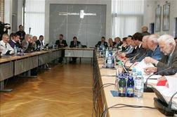 Svet delavcev RTVS proti statusnim spremembam RTVS