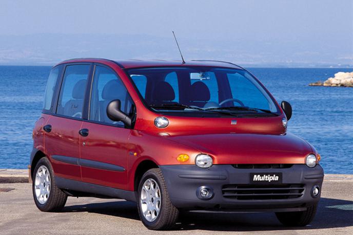 Fiat multipla | Fiat je ob prvi predstavitvi koncepta leta 1996 že posvaril svoje prodajalce, da pripravljajo nekaj povsem drugačnega. | Foto Fiat