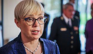 Pirc Musar po srečanju z Golobom: Uporaba vojske mora biti zadnji in ne prvi ukrep