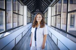 Izjemna življenjska zgodba zdravnice, ki se je znašla v vlogi bolnice