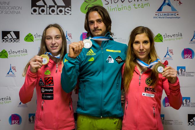 Slovenija ima že 17 medalj s svetovnih prvenstev, po zaslugi Garnbretove in Kramplove samo tri na tem prvenstvu. Janja je prvega osvojila že leta 2016 v Parizu. Stara je bila komaj 17 let. | Foto: Žiga Zupan/Sportida