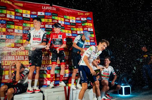 Ozadje ene najbolj simpatičnih podelitev v športu: ideja se je porodila mami Toma Pidcocka #video