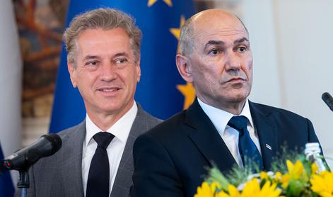 Svoboda krepi položaj, vlada ohranja stabilno podporo