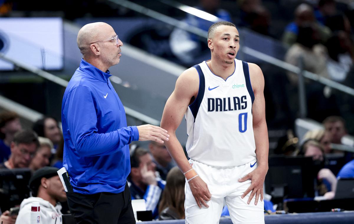 Jason Kidd Dante Exum | Dante Exum je na tekmi proti Houston Rockets utrpel hujšo poškodbo leve roke. | Foto Reuters