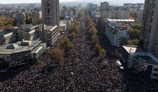 V Novem Sadu obeležili obletnico padca nadstreška #video