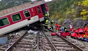 Človeška napaka: hudo trčenje vlakov #video