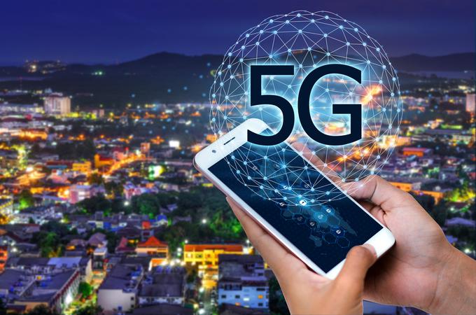 Omrežja 5G bodo prinesla mnoge prednosti, a bodo te lahko izkoristili tudi kibernetski nepridipravi  za svoja nečedna dejanja. | Foto: Getty Images