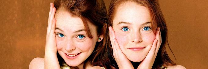 Priredba Disneyjeve igrane uspešnice iz leta 1961 spremlja identični dvojčici (obe je odigrala Lindsay Lohan), ki so ju ločili ob rojstvu in ne vesta druga za drugo, dokler se ne srečata na poletnem taboru. Tam izmenjata mesti, da bi spoznali starše in jih z ukano spet združili v eno družino. • Ob 14. uri.

 | Foto: 