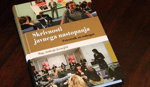 PRELISTANO: Skrivnosti javnega nastopanja