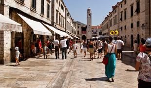 Šejkov sin z družbo popival v Dubrovniku, računa pa ni hotel plačati