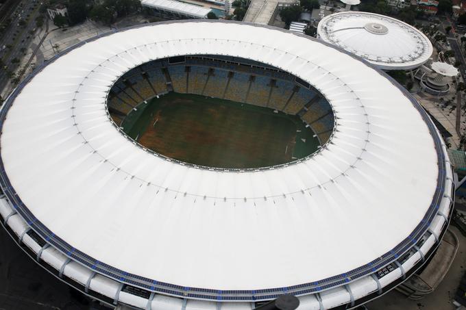 Največji stadion je Maracana v Rio de Janeiru, ki sprejme 74.738 gledalcev in kjer bo med drugimi tudi finalna tekma. | Foto: Reuters