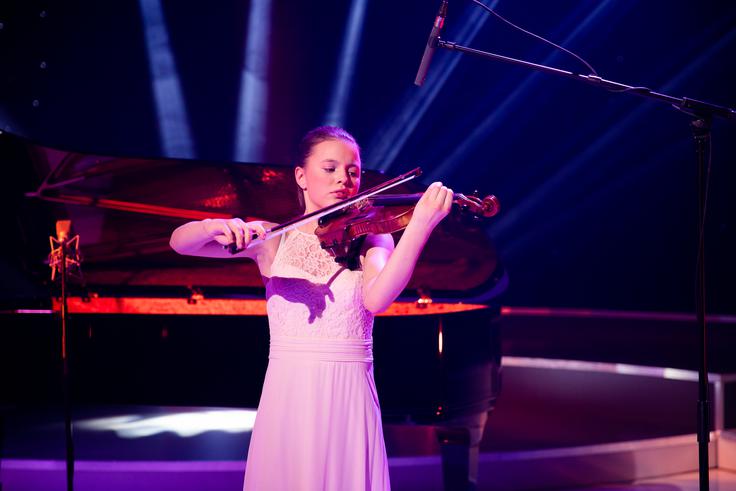 "Trenutno so mi zelo všeč Paganini, Mozart, Sibelius, tudi Bach." | Foto: Adrijan Pregelj
