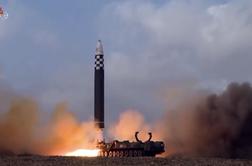 Severna Koreja izstrelila balistični raketi kratkega dosega #video