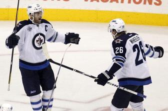 Winnipeg do zmage po kazenskih strelih